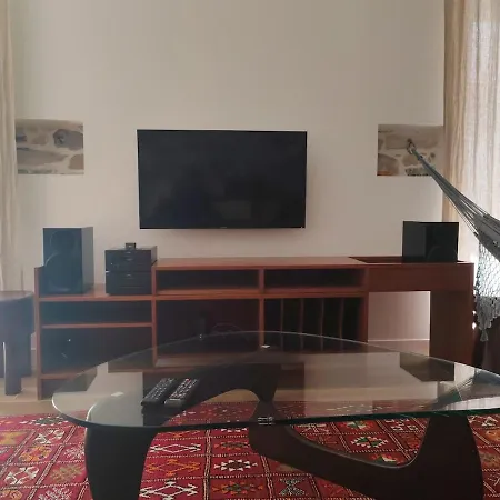 Maison Relax, Proximité